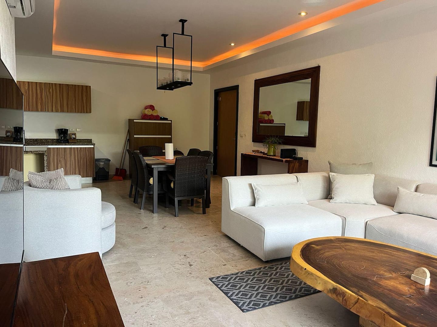 Condo Solana 4